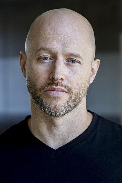 Chris Ashworth - Actor Profile Photo
