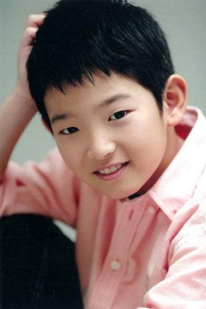 Yun Chan - Actor Profile Photo
