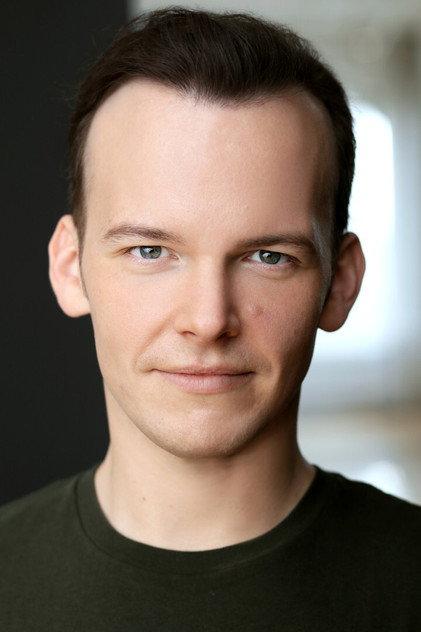 Lucas Dixon - Actor Profile Photo