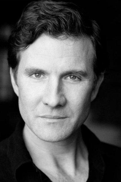 Jo Stone-Fewings - Actor Profile Photo