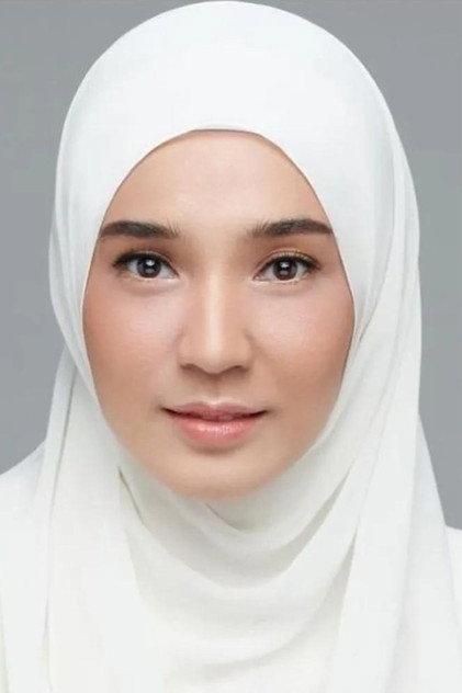 Dhini Aminarti - Actor Profile Photo