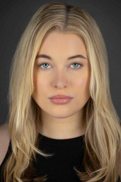 Julia Reilly - Actor Profile Photo
