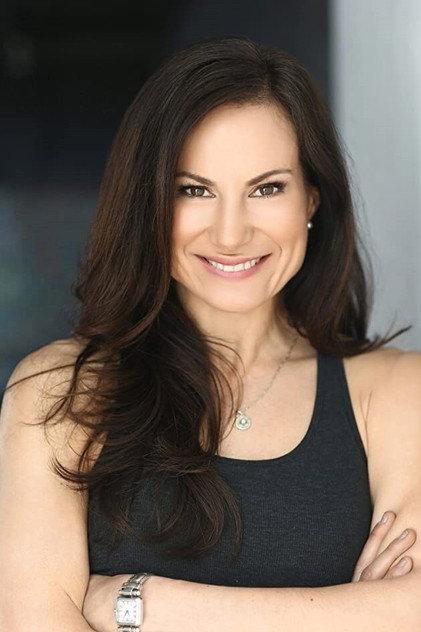 Lisa Stevens - Actor Profile Photo