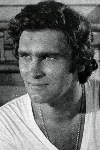 Robert Wolders - Actor Profile Photo