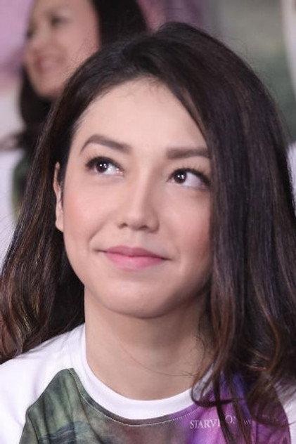 Velove Vexia - Actor Profile Photo