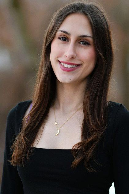 Evelyn Wawrzyniak - Actor Profile Photo
