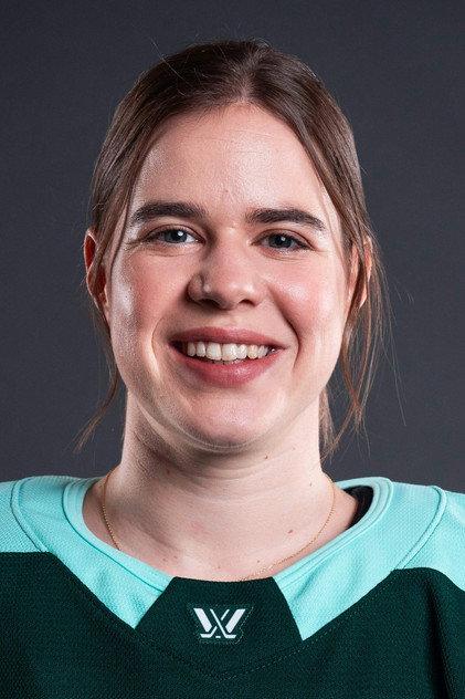 Alina Müller - Actor Profile Photo