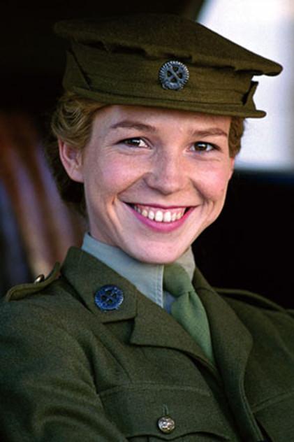 Honeysuckle Weeks - Actor Profile Photo
