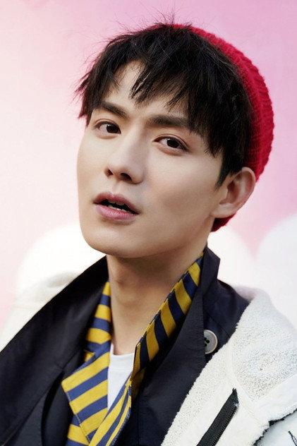 Hu Wenzhe - Actor Profile Photo