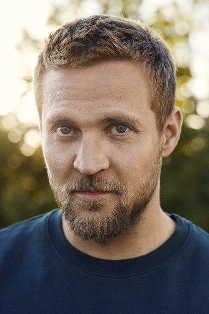 Tobias Santelmann - Actor Profile Photo