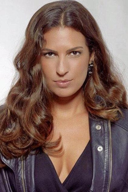 Paola Castilho - Actor Profile Photo