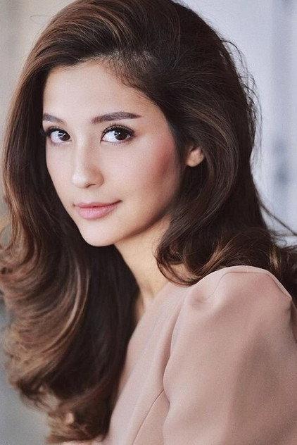Marie Broenner - Actor Profile Photo