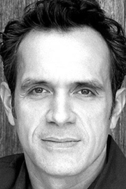 Simon Jutras - Actor Profile Photo