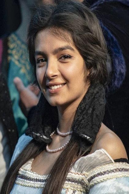 Dogana Essa - Actor Profile Photo