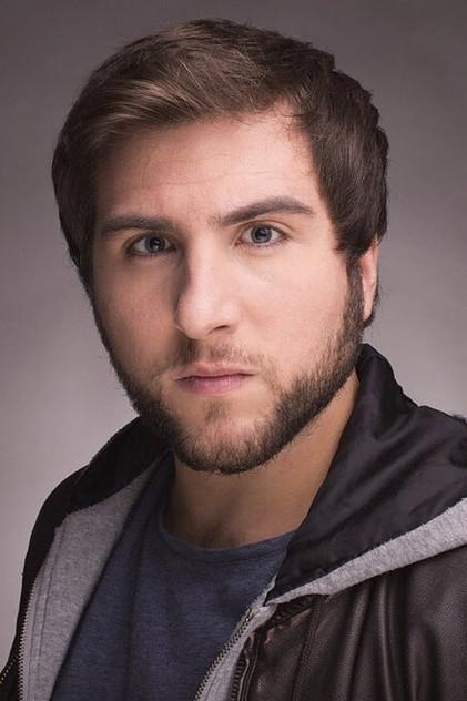 Alvar Gordejuela - Actor Profile Photo