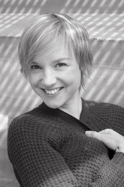 Stéphanie Van Vyve - Actor Profile Photo