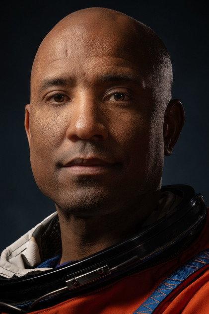 Victor Glover - Actor Profile Photo
