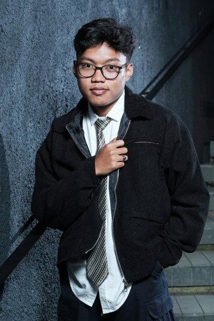 Almas Yulian Annafi - Actor Profile Photo