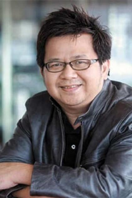 Prachya Pinkaew - Actor Profile Photo