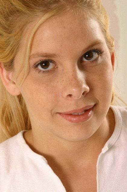 Kinzie Jo - Actor Profile Photo