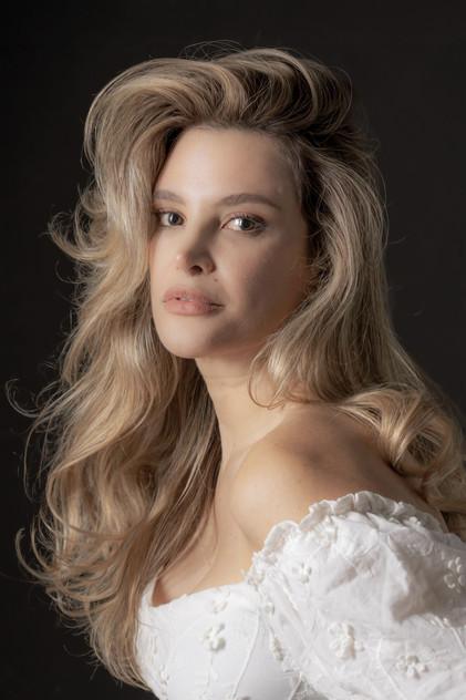 Laura Arbeláez - Actor Profile Photo