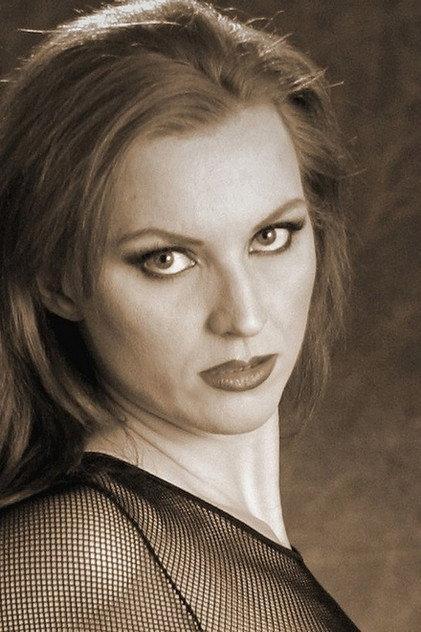 Kelly Steele - Actor Profile Photo