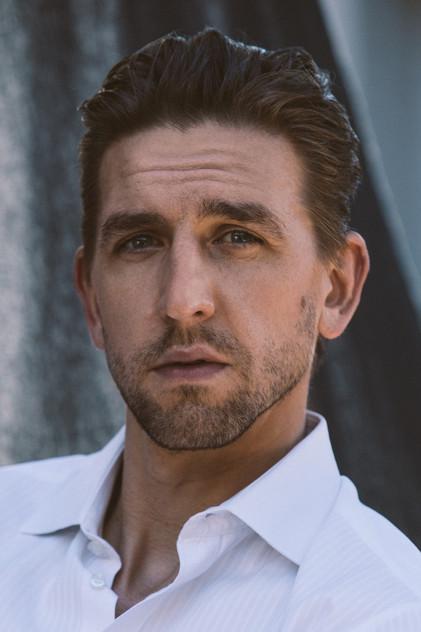 Maximilian Osinski - Actor Profile Photo