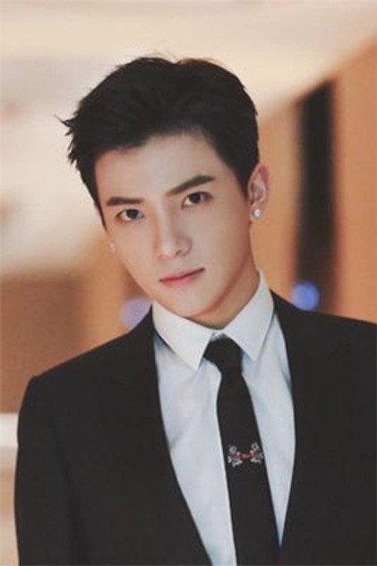 June Wu - Actor Profile Photo