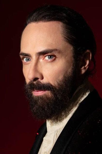 Jay de la Cueva - Actor Profile Photo