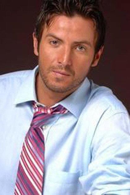 Damián Fuentes - Actor Profile Photo
