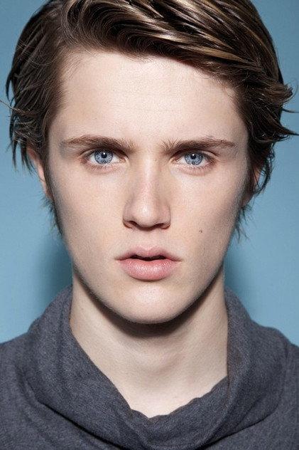 Eugene Simon - Actor Profile Photo