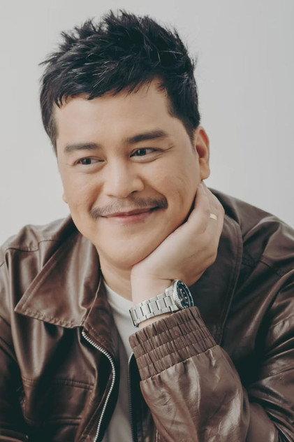 Dads Valencia - Actor Profile Photo