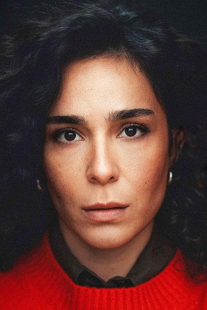 Gamze Senol - Actor Profile Photo