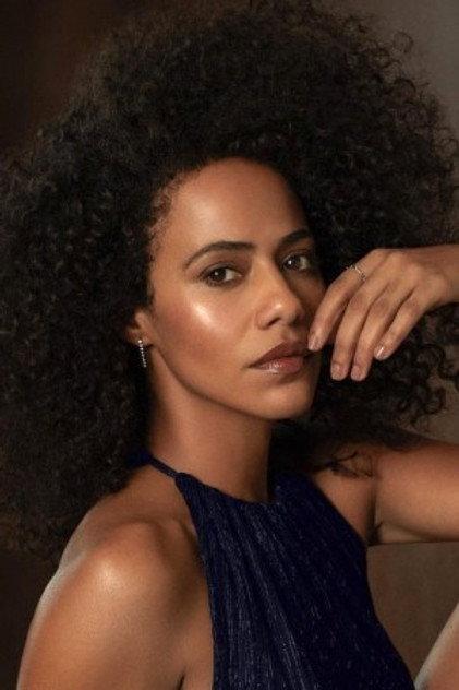 Naruna Costa - Actor Profile Photo