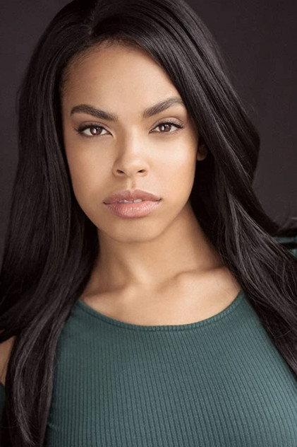 Bernadette Beck - Actor Profile Photo