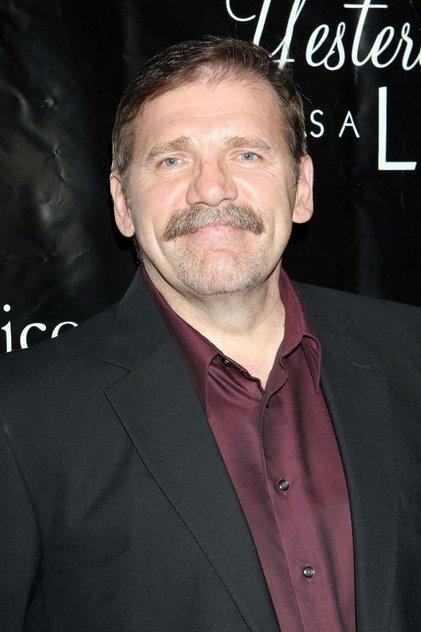 Mik Scriba - Actor Profile Photo