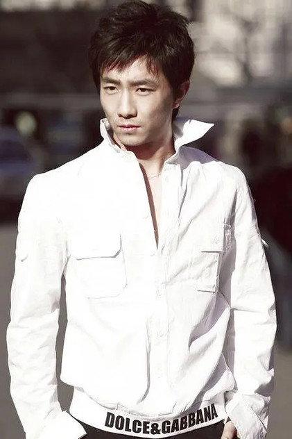 Yinglong Zhao - Actor Profile Photo