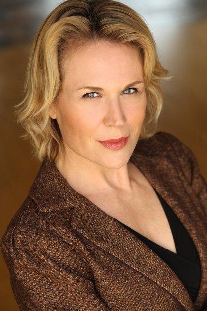 Jennifer Sommerfeld - Actor Profile Photo