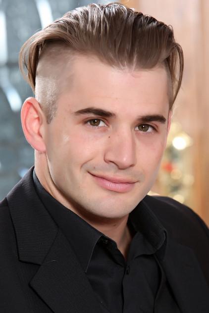 Nathan Bronson - Actor Profile Photo