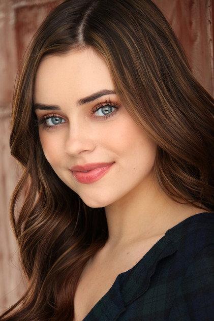 Nicolette Langley - Actor Profile Photo