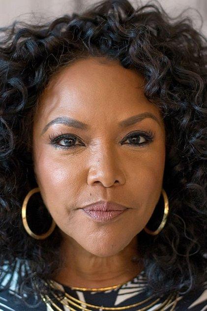 Lynn Whitfield - Actor Profile Photo