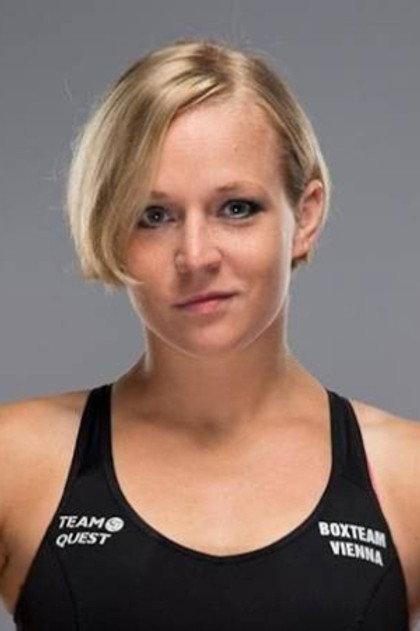 Livia von Plettenberg - Actor Profile Photo