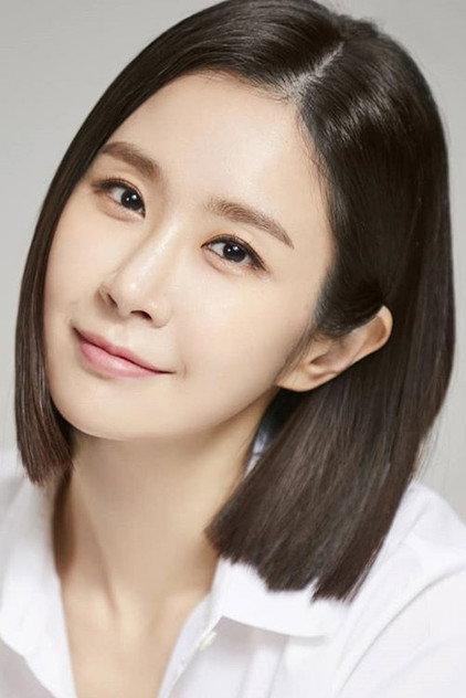 Lee Si-yu - Actor Profile Photo