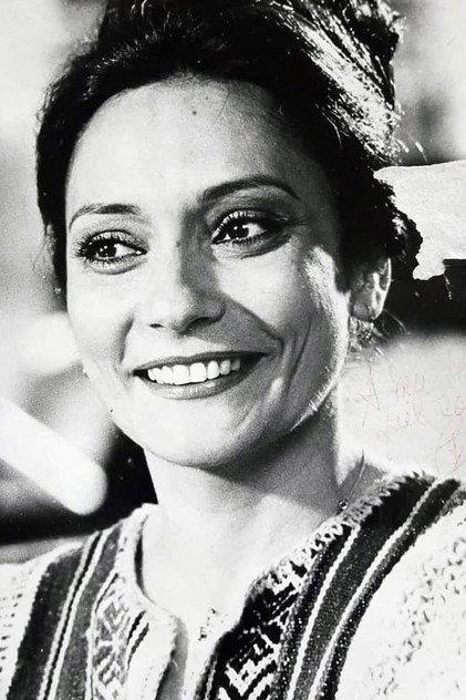 Dora Baret - Actor Profile Photo