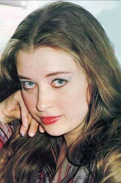 Fayza Kamal - Actor Profile Photo