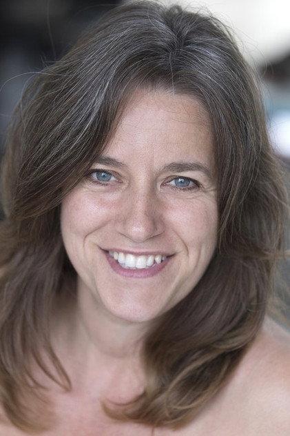 Sonia Hell - Actor Profile Photo