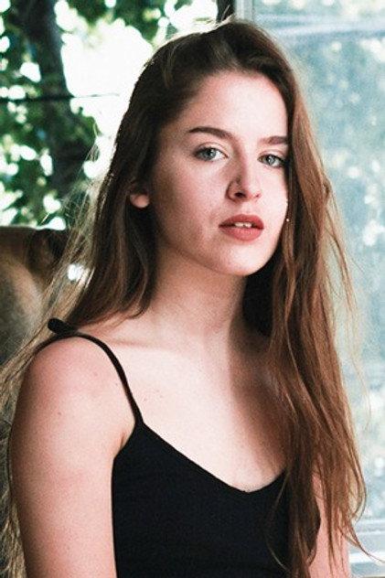 Antonia Bengoechea - Actor Profile Photo