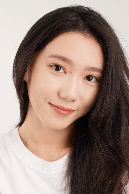 Rainie Dun - Actor Profile Photo