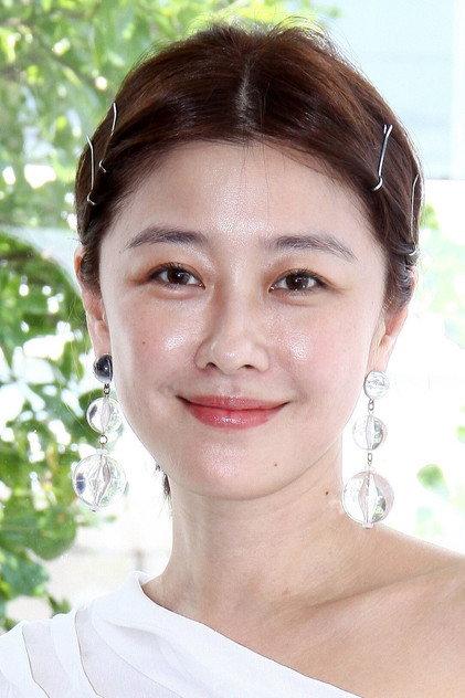 Vivi Lee - Actor Profile Photo