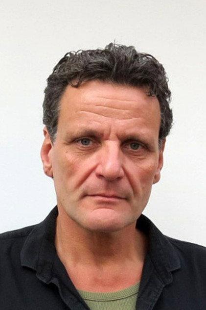 Bart de Vries - Actor Profile Photo